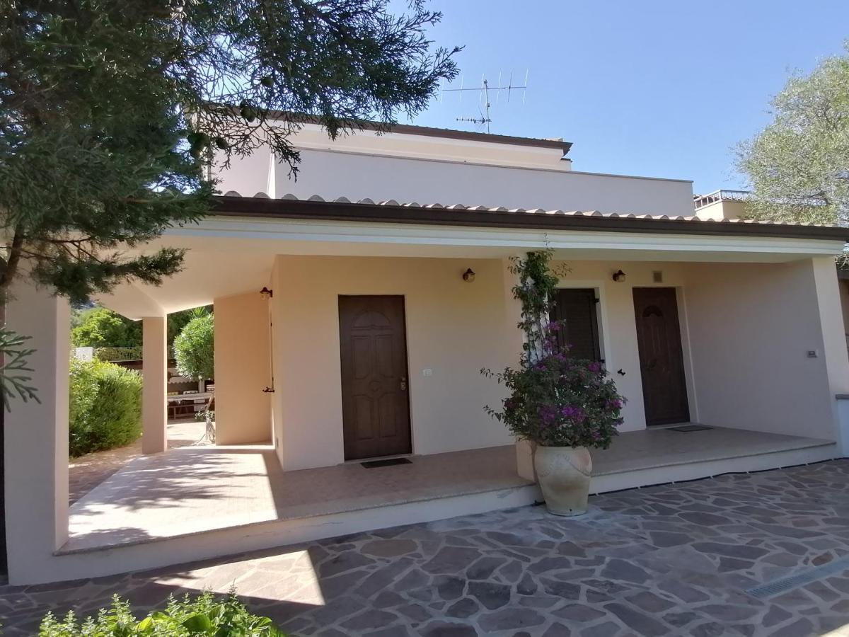 Casa Vacanze Villa Rosa 칼라고노네 외부 사진